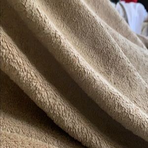 Meet your Posher, Antoinette